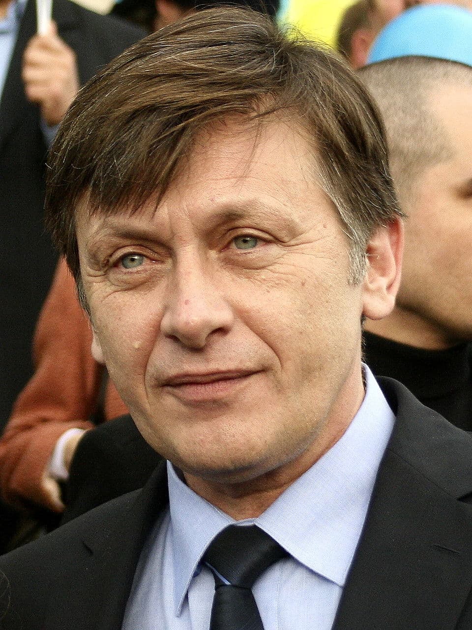 Will Crin Antonescu be the next Mayor of Bucharest?